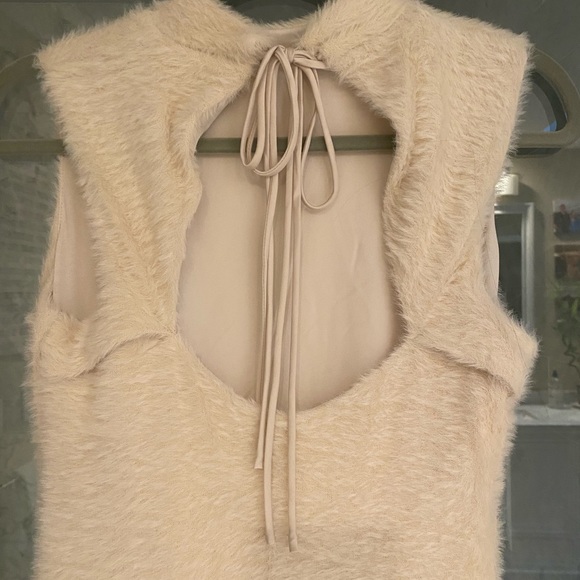 NWOT Express Cozy Knit Mock Neck
Sleeveless Open Back fuzzy above knee dress 👗 - Picture 16 of 16